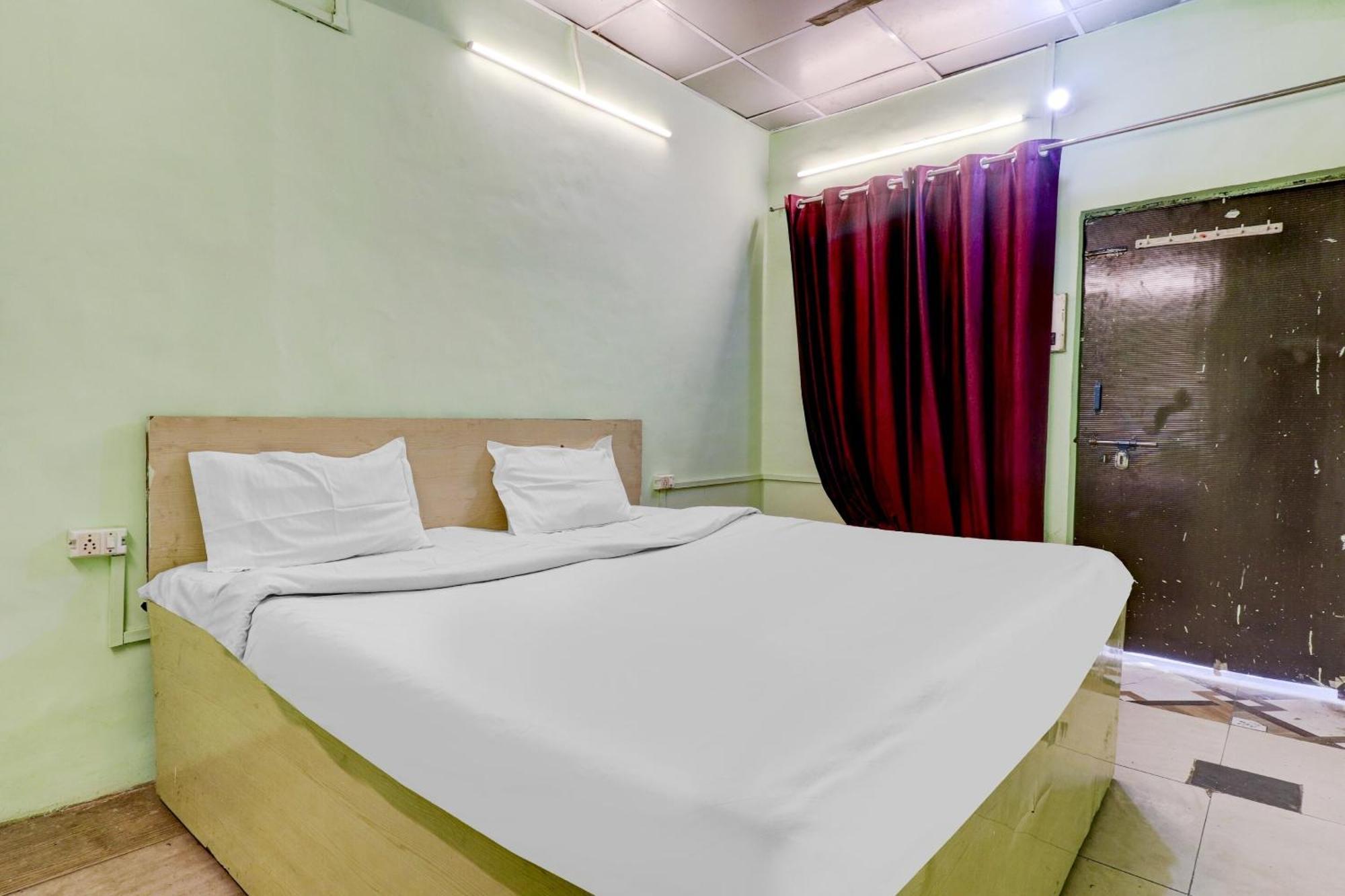 Hotel O Shree Radha Guest House Jhānsi Exterior foto